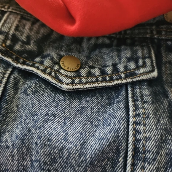 True Religion - NWT Vintage Denim Dress with Red Hoodie - Picture 4 of 15